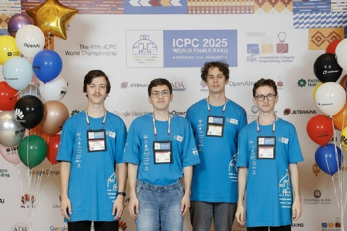 Павел Дуров поздравил студентов СПбГУ с победой на международной олимпиаде по программированию ICPC