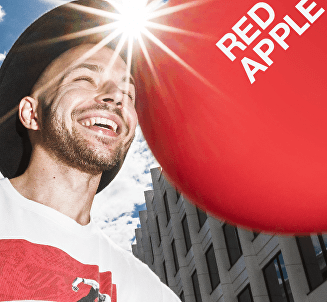 First Apple поможет молодым рекламщикам найти работу мечты