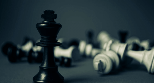 «Любой шантаж должен заканчиваться симметричным ответом, можно потом»