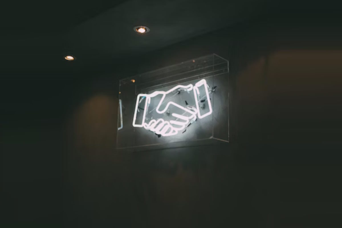 Не придумывай, спроси у клиента. Как превратить холодную базу в амбассадоров бренда