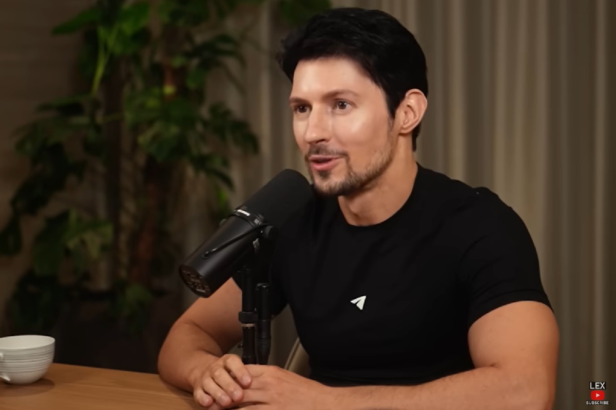 Павел Дуров рассказал, почему не использует смартфон и как принимают инженеров в Telegram