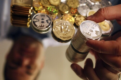 ЦБ думает над созданием цифровой валюты в рамках БРИКС или ЕАЭС