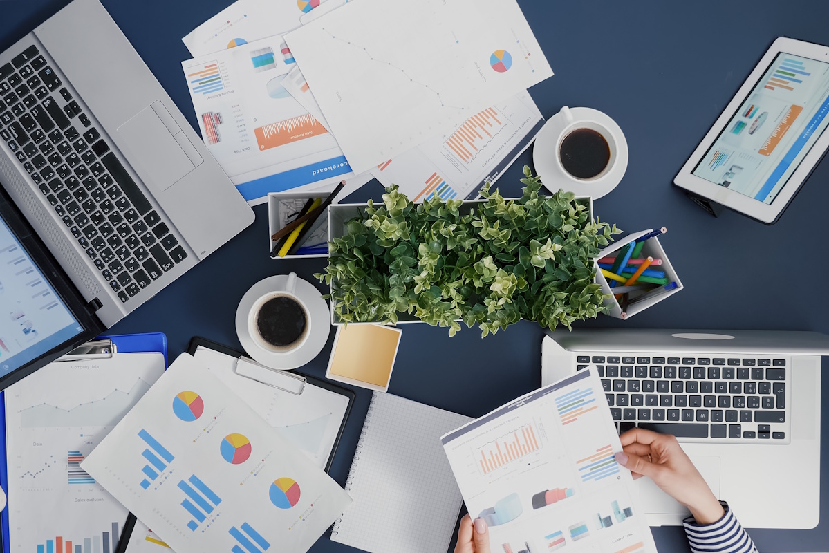 5 красных флагов при выборе маркетолога: как найти подрядчика для работы с маркетплейсами