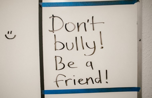 TikTok запустит новые инструменты для борьбы с травлей в соцсети