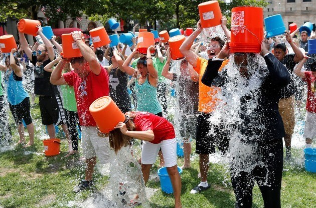 Флешмоб Ice Bucket Challenge