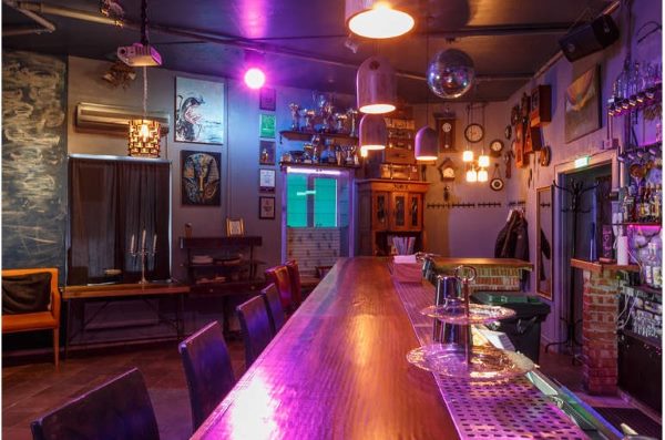 Подготовка к рекламным съемкам